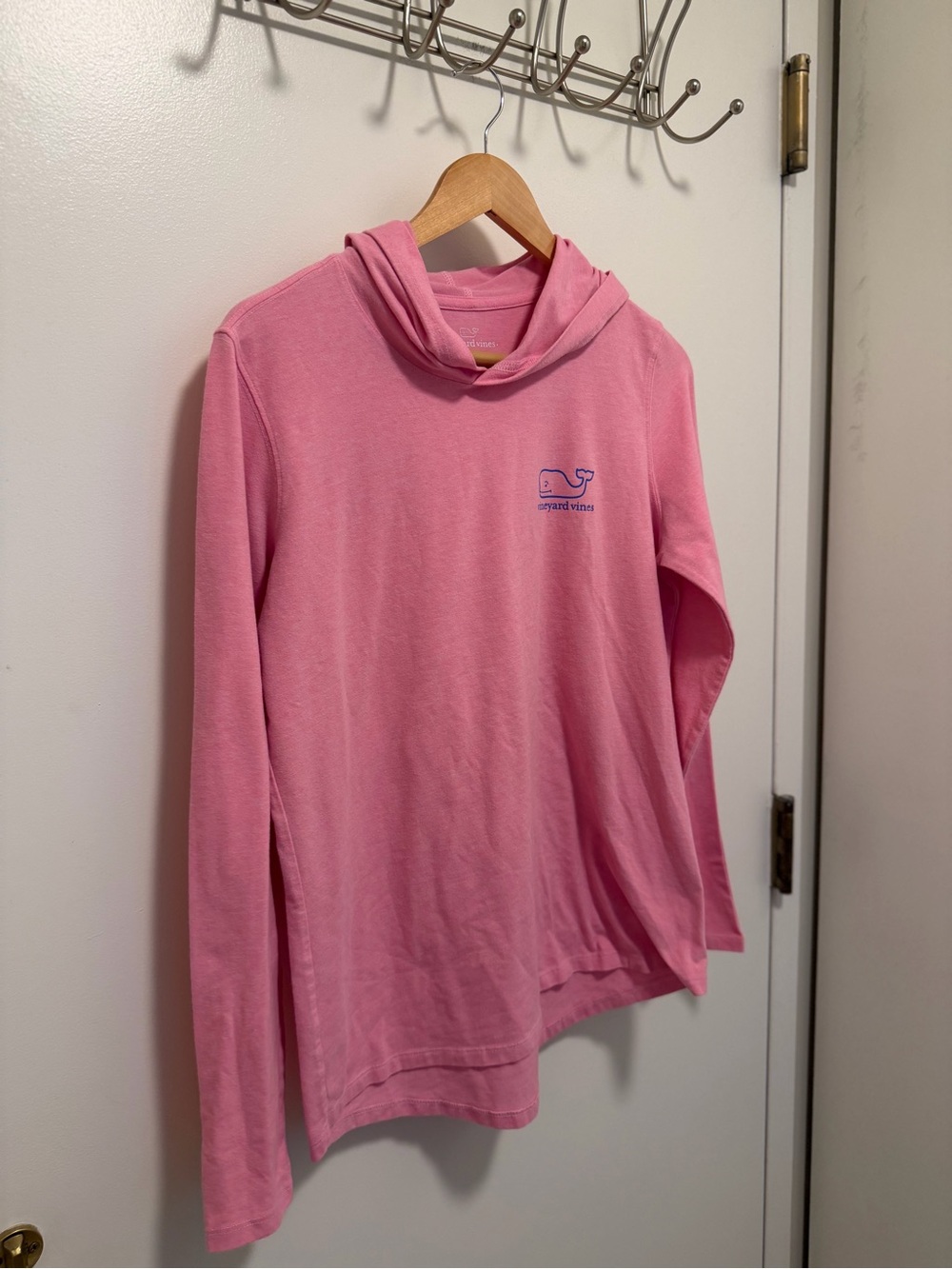 Vineyard Vines Pink Whale Hooded Long Sleeve Tee size Medium M soft feminine